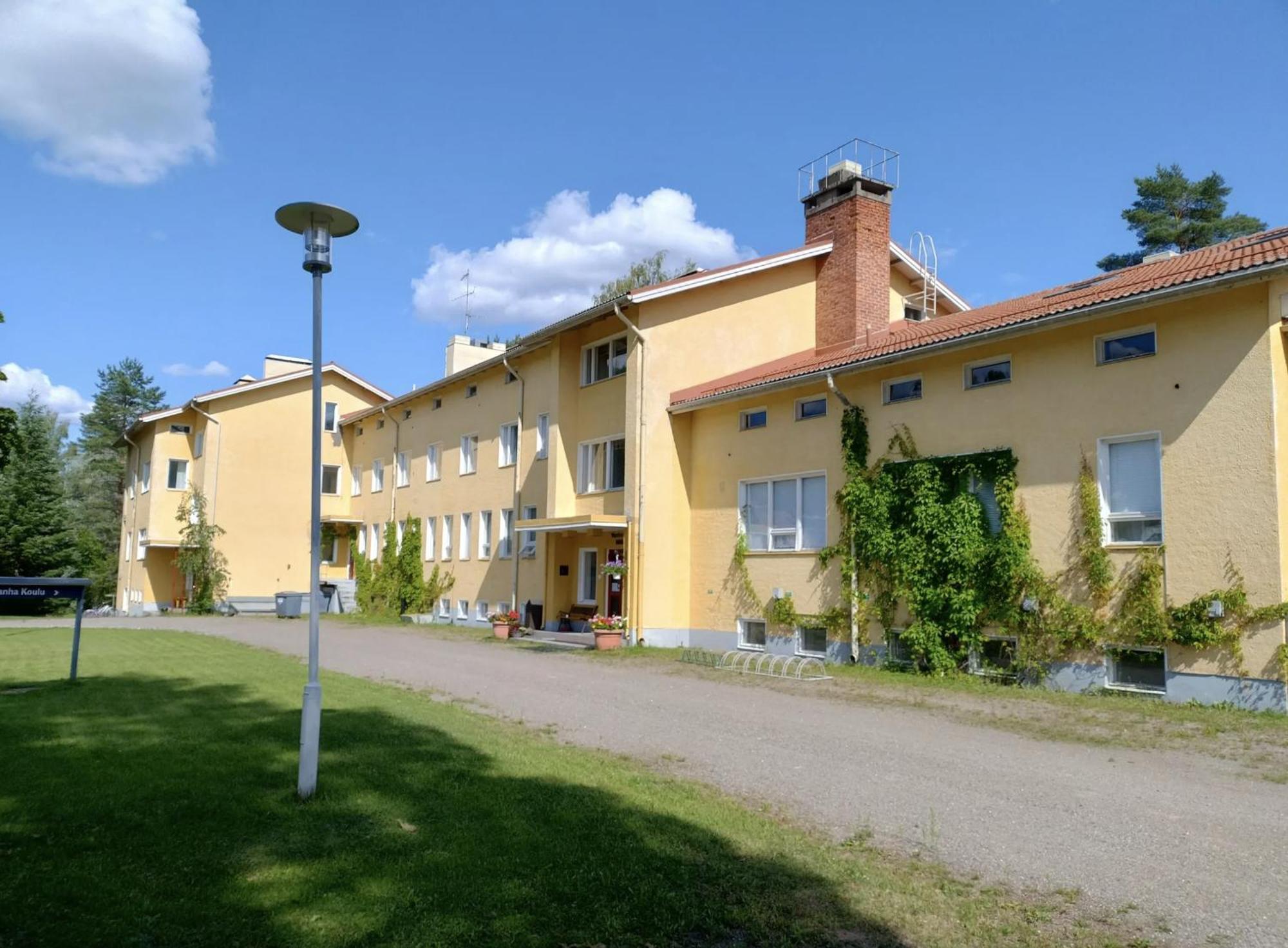 Hostel Vanha Koulu Monola Esterno foto