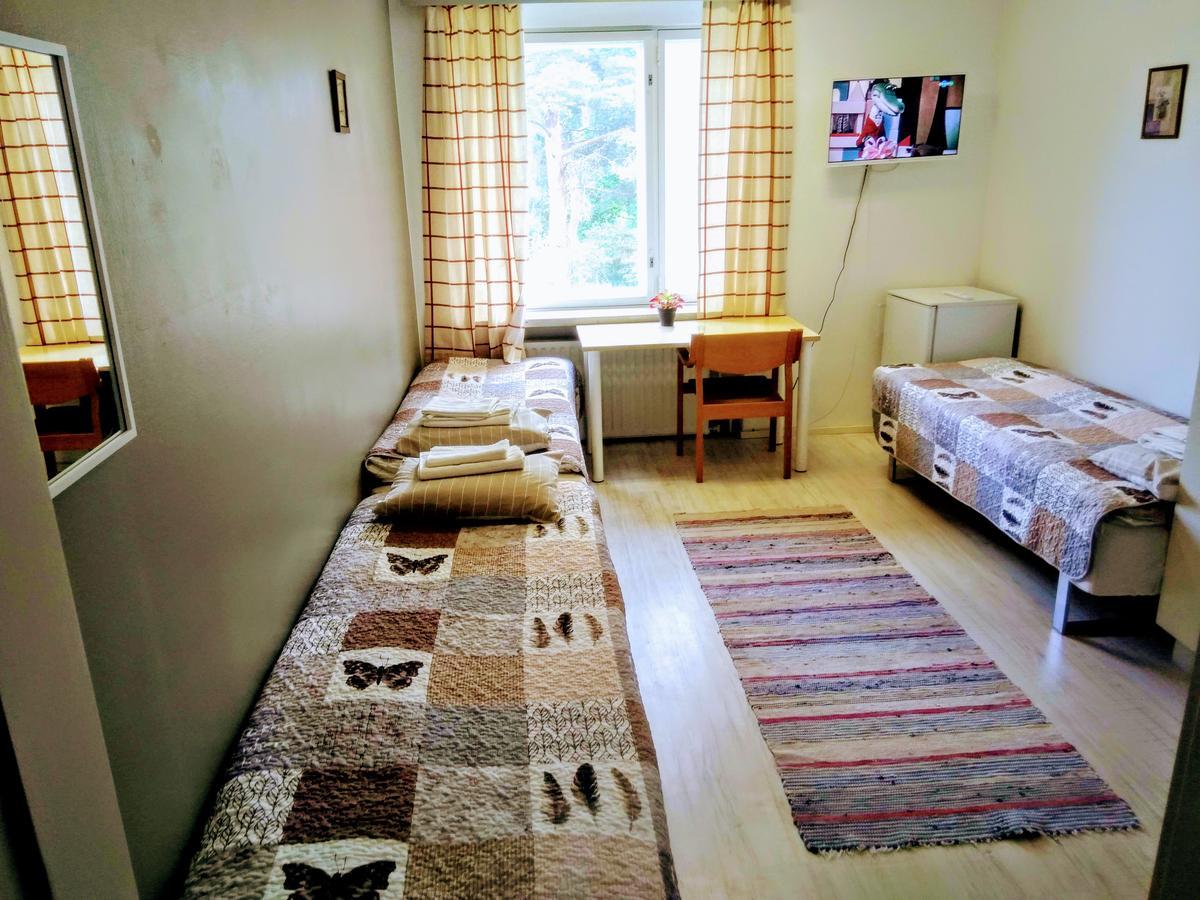 Hostel Vanha Koulu Monola Esterno foto