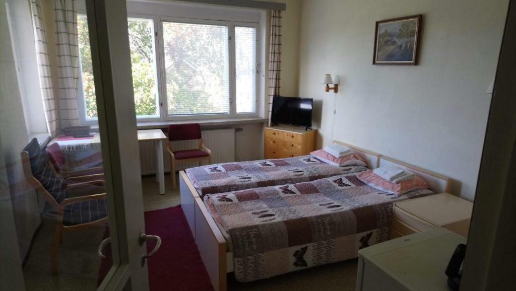 Hostel Vanha Koulu Monola Esterno foto